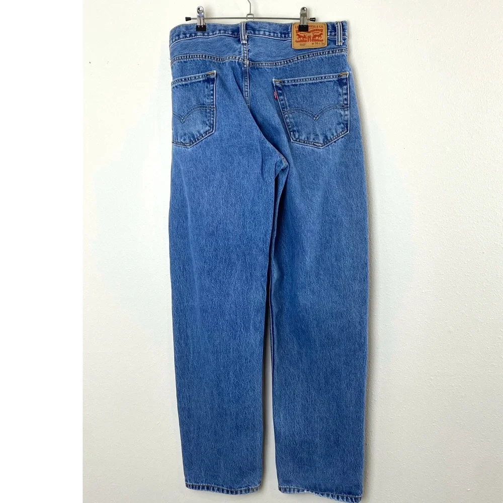 Levi's 550 Denim Blue Jeans - 36 x 34
